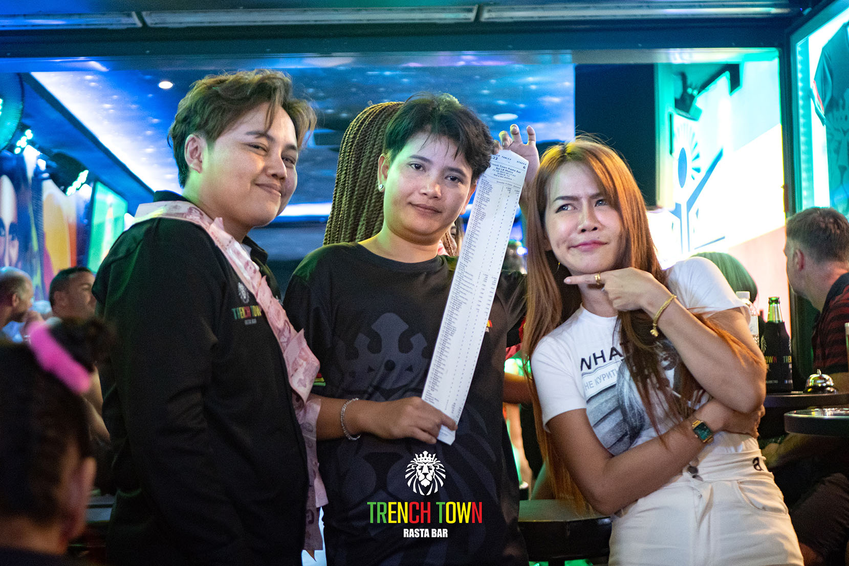 Birthday party in Soi LK - 16